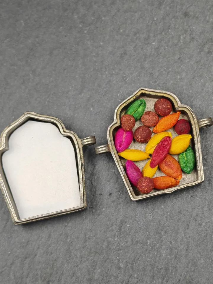 Tibetan Gau Box Amulet,Mini Ghau Shrine,Portable Tibetan Buddhist Altar Necklace with Offerings,Protective Charm,Spiritual Gift,11 Types