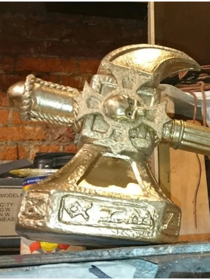 Warhammer Fantasie Battle GOLDEN WAR HAMMER larp from full set of Sigmar wfb aos