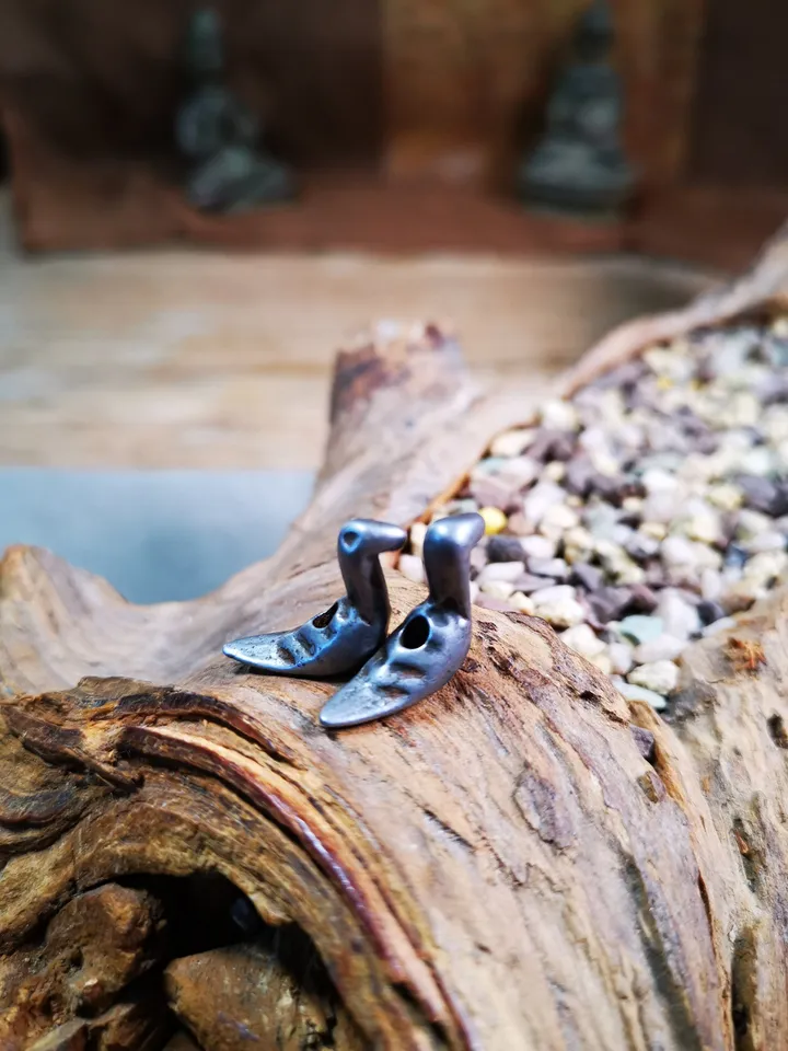 Gandhanra Handmade Tibetan Amulet Pendant,Mini Birds Bead, Mala Marker Bead Accessories, Made of Cold Iron