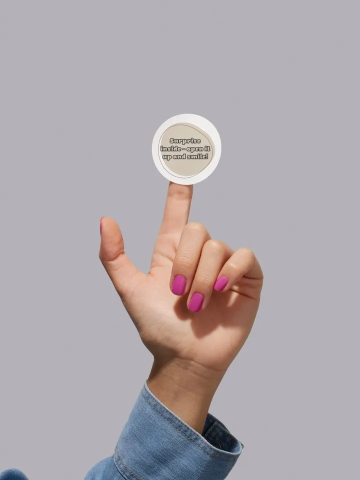 Printable template - round tag “Surprise inside - open and smile!”