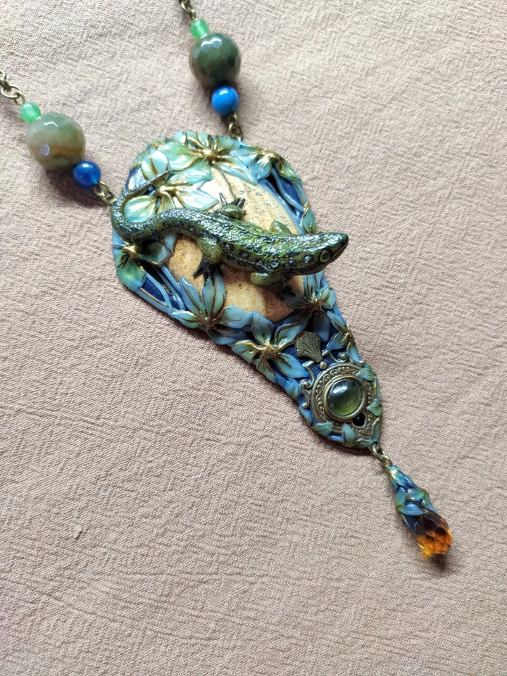 Lizard Pendant, Lizard Jewelry,Reptile Jewelry, Lizard Necklace