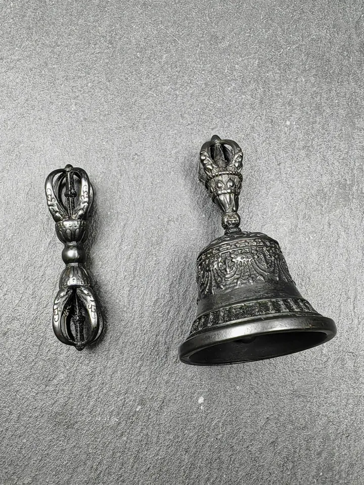 Gandhanra Handmade Vintage Vajra and Bell Set,Tibetan Tantric Buddhism (Vajrayana) Ritual Implement,Spiritual Gift,Decades Old