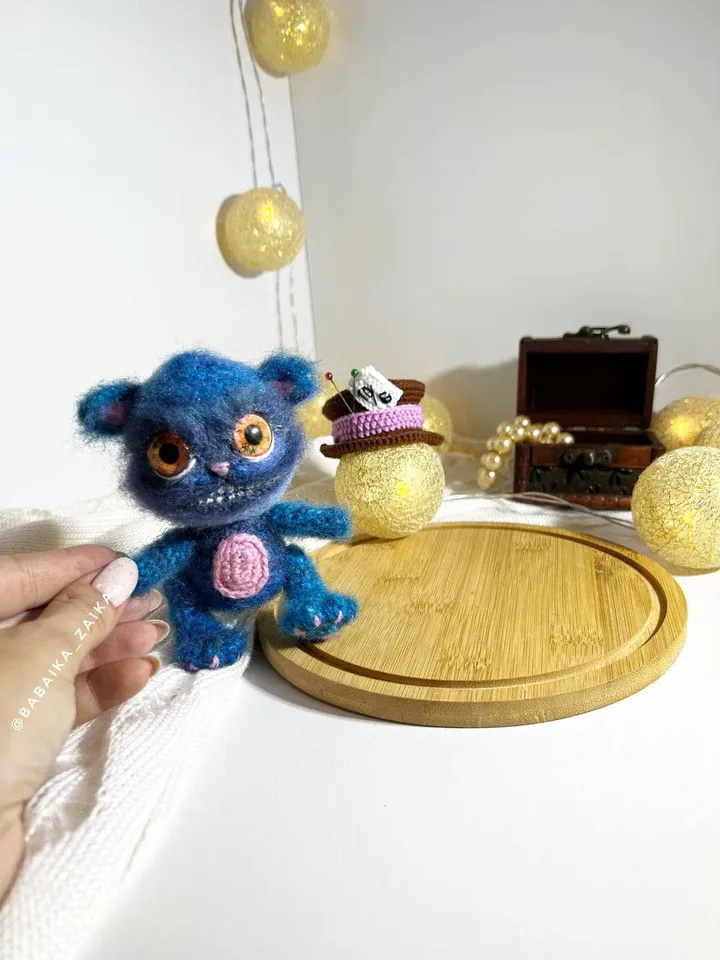 PDF Pattern Cheshire Cat Doll, Alice in Wonderland, Amigurumi Cheshire cat, Realistic Pattern Cheshire Amigurumi baby cat Alice's Adventures