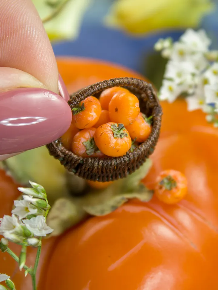 TUTORIAL Miniature persimmon with polymer clay
