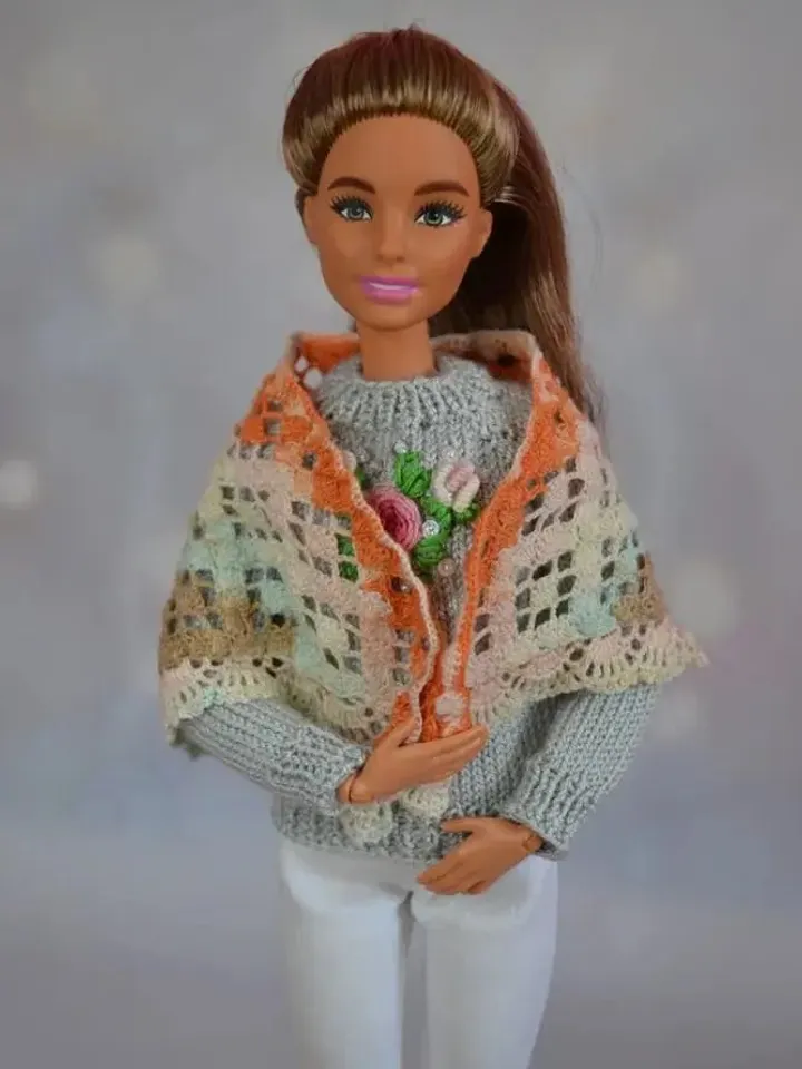 Clothes for Barbie type dolls, shawl for dolls 28-30cm.