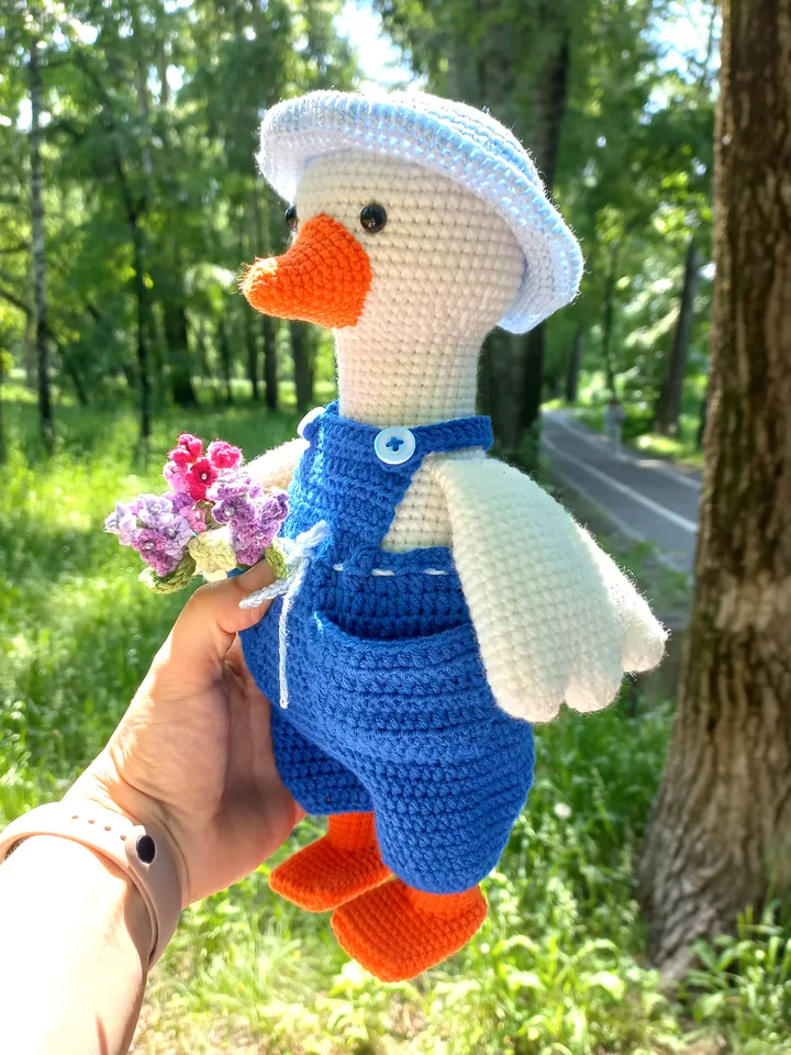 Goose crochet pattern PDF in English Amigurumi toy garden goose crochet tutorial