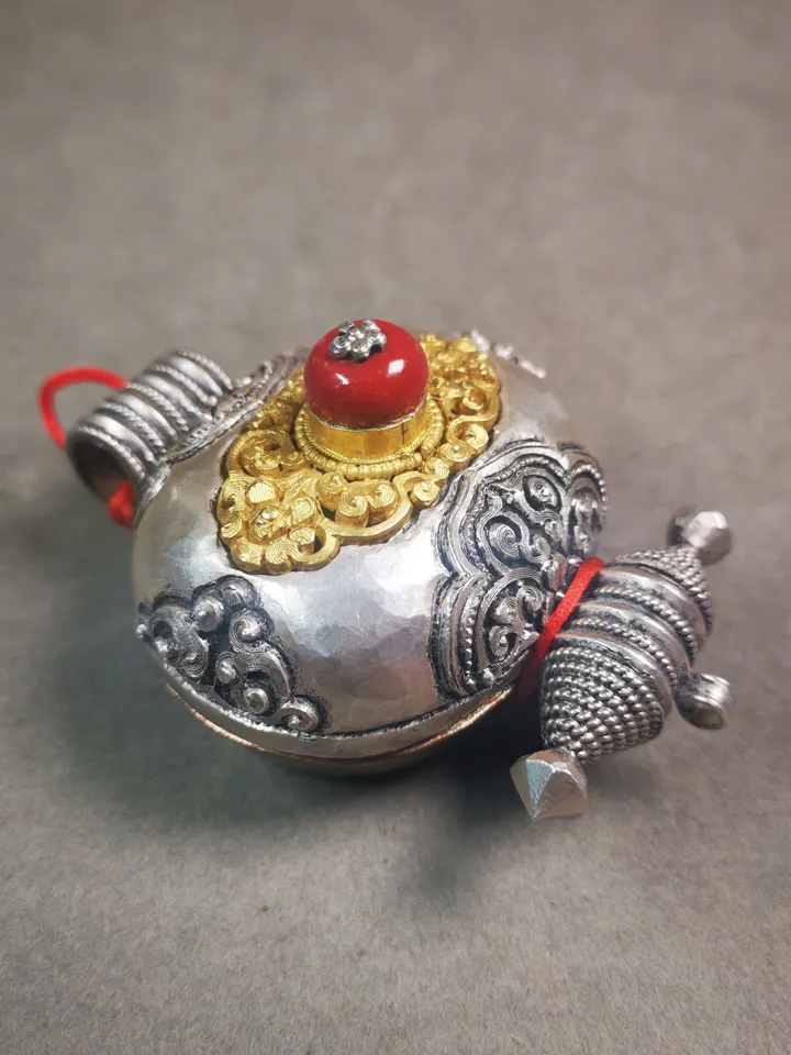 Gandhanra Handmade Gau Ghau Shrine, Chiseled Mini Tibetan Buddhist Altar Amulet Pendant,Made of Sterling Silver,Copper,Agate