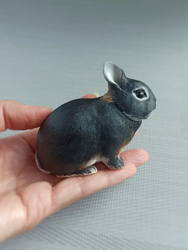 Customized rabbit memorial sculpture