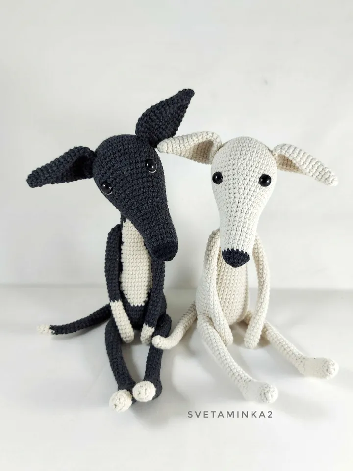 Crochet Pattern Greyhound in 'clothes' out of socks, Amigurumi Dog Whippet, Italian Greyhound, Galgo, Sighthound, Lurcher. Digital Download. PDF.