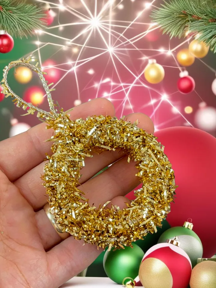 Gold Tinsel Wreath Crochet Pattern, DIY Festive Ornament PDF, Handmade Christmas Décor Tutorial, Beginner Holiday Craft Project