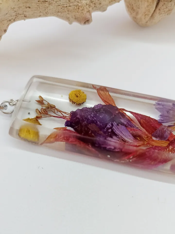 Pendant with bright fuchsia petals and a tansy flower Charm resin necklace with flowers