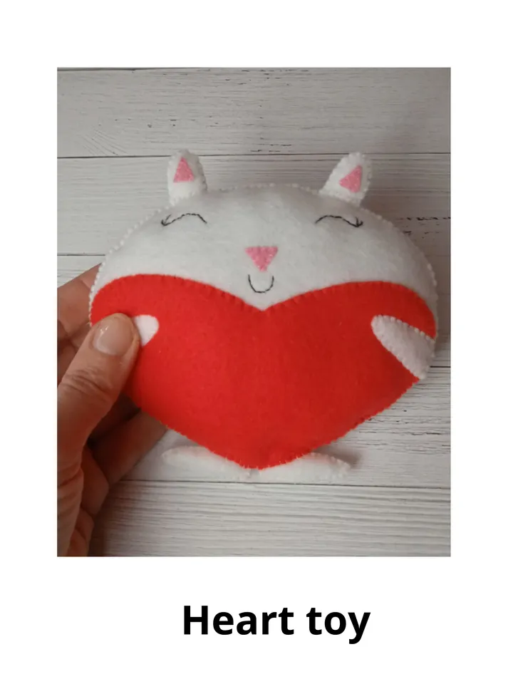 Valentines day gift, felt toy, Gift for her, Gift for him, Valentine heart toy, Valentine day decor, Valentines felt toy