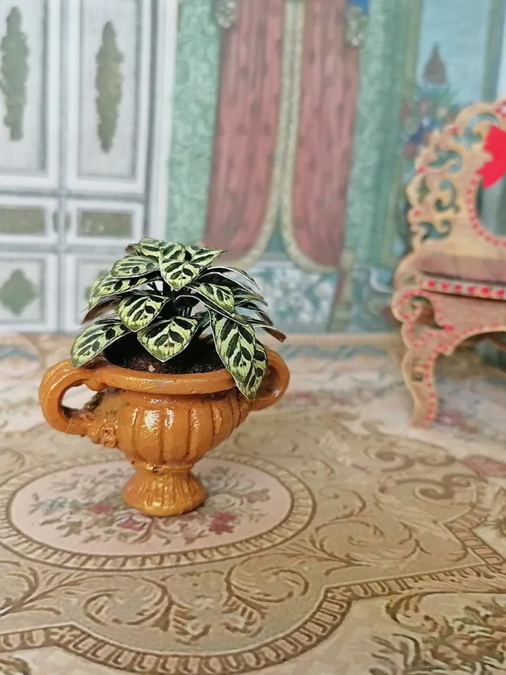 Flower in a pot. Dollhouse miniature.1:12 scale.