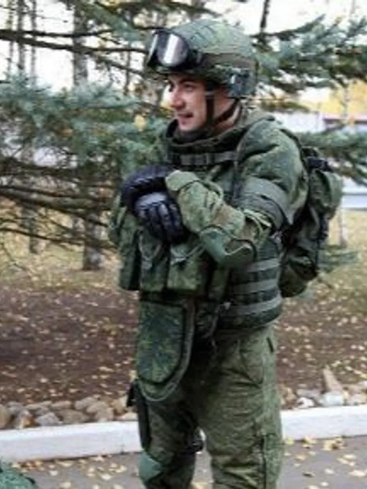 Military Surplus Excellent 1 Suit Gorka 4 Kangaroo