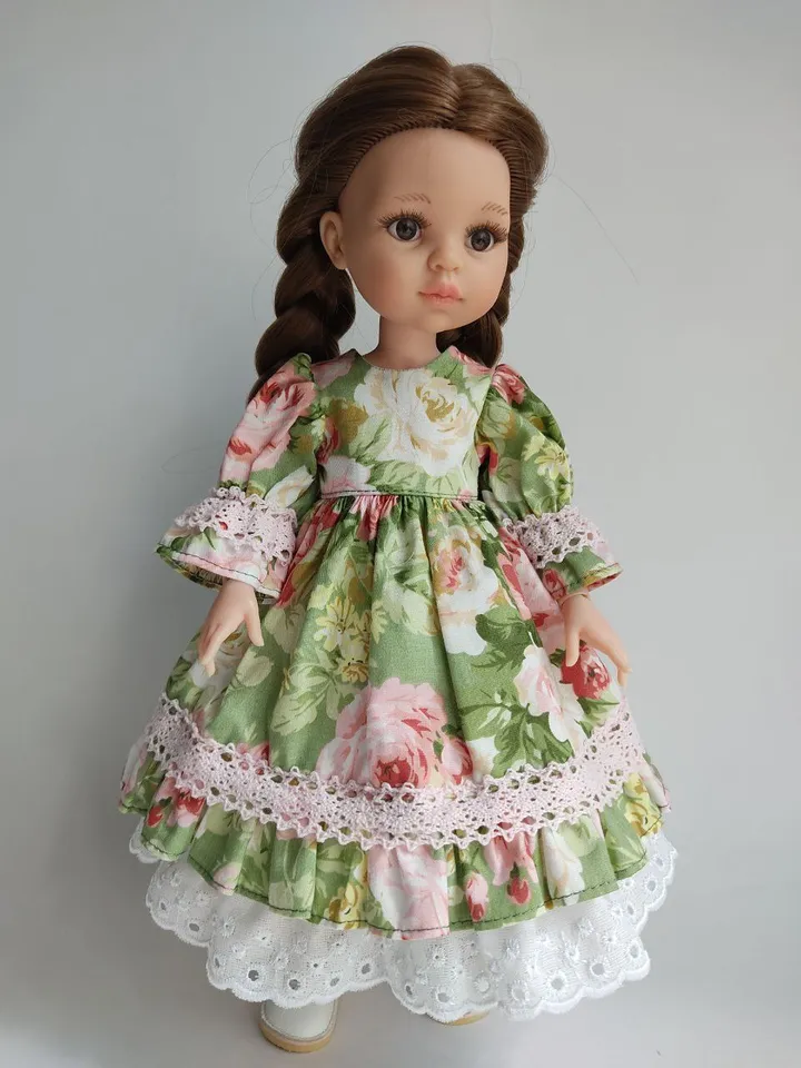 PDF sewing pattern for Paola Reina dolls.