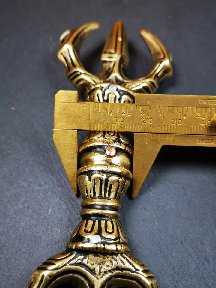 Gandhanra Unique Flat Three-pronged Vajra Dorje,Tibetan Buddhism (Vajrayana) Ritual Implement,Made of Brass,30 Years Old