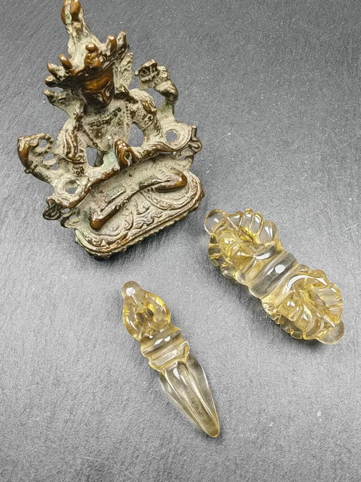 Gandhanra Old Crystal Dorje Vajra / Phurba Amulet - Tibetan Dharma Ritual Implement - Decades Old