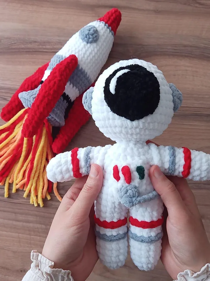 Crochet Astronaut Plushie Toy, Astronaut Baby Shower Gift, Spaceman Plush Toy, Space Gift For Him, Astronaut Birthday Gift