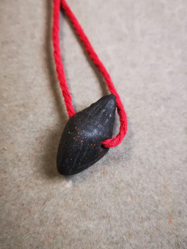 Gandhanra Old Tibetan Niang La Tsa Tsa Statue Amulet, Made of Tibetan Herbal,Small Stupa,Pagoda Pendant,50 Years Old