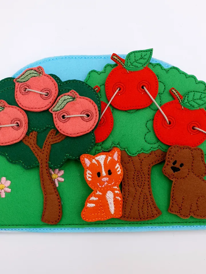 Farm Quiet Book ITH Embroidery Design Set, Felt Activity Book Pattern with Finger Puppets, Educational Farm Toy 5x7 Hoop