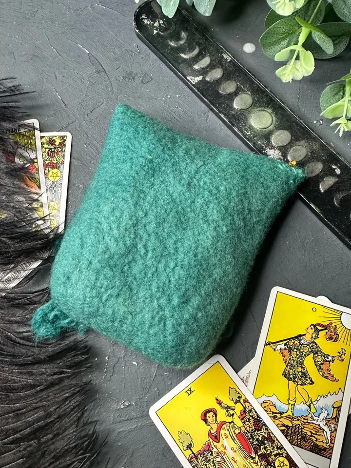Tarot bag for mini decks Raven