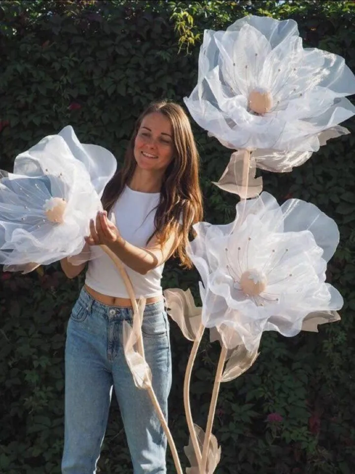 Organza flowers, fabric flowers, decor of the room, large flowers, a lawn from flowers, design of events