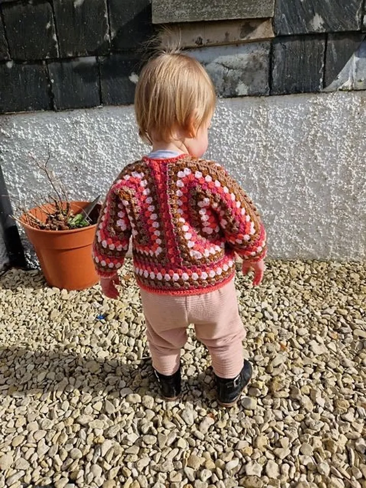 Cardigan baby crochet pattern, cardigan babies crochet, child cardigan , cardigan cranny square HEXAGON cardigan size newborn- 2/3 years