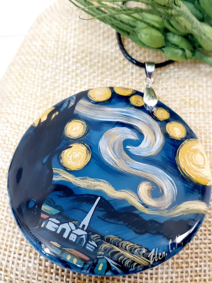 Van Gogh "Starry night" Mother-of-pearl Russian hand painting. Van Gogh Pendant. Hand paint pendant. Hand painted miniature painting