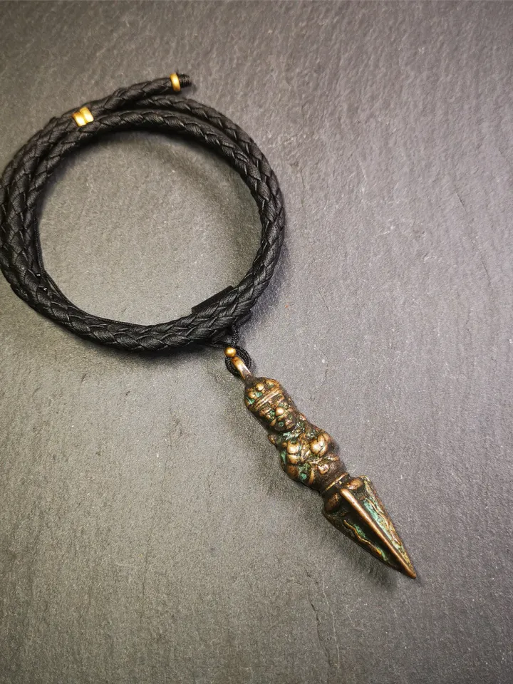 Gandhanra Antique Tibetan Amulet ,Vajrapani Phurba,Kila(Dorje Phurba) , Trantic Buddhism Ritual Implement Pendant,Made of Copper,2.6"