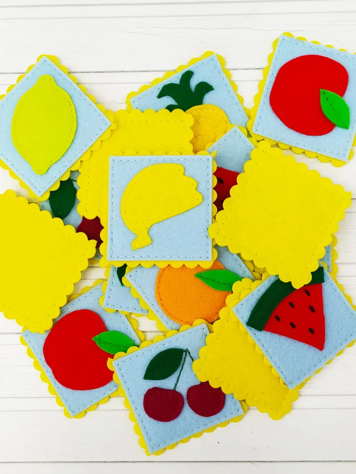 Fruit felt memory game pattern PDF, Felt matching game, Felt memory cards, Felt toy pattern, Travel Toys