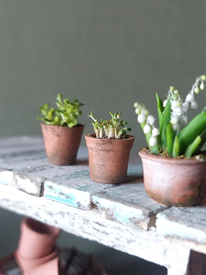 Miniature flowers 1:12 lilies of the valley in a pot for a dollhouse