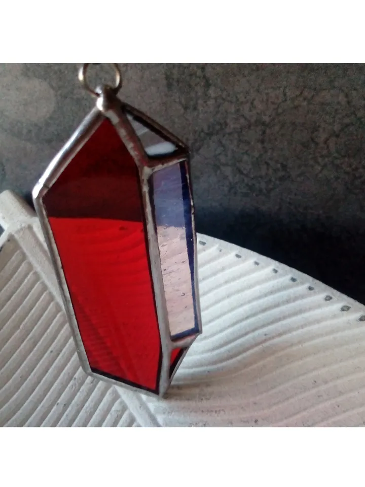 Glass crystal, semi precious stone imitation, simple stained glass, red stained glass, Minimalist necklace