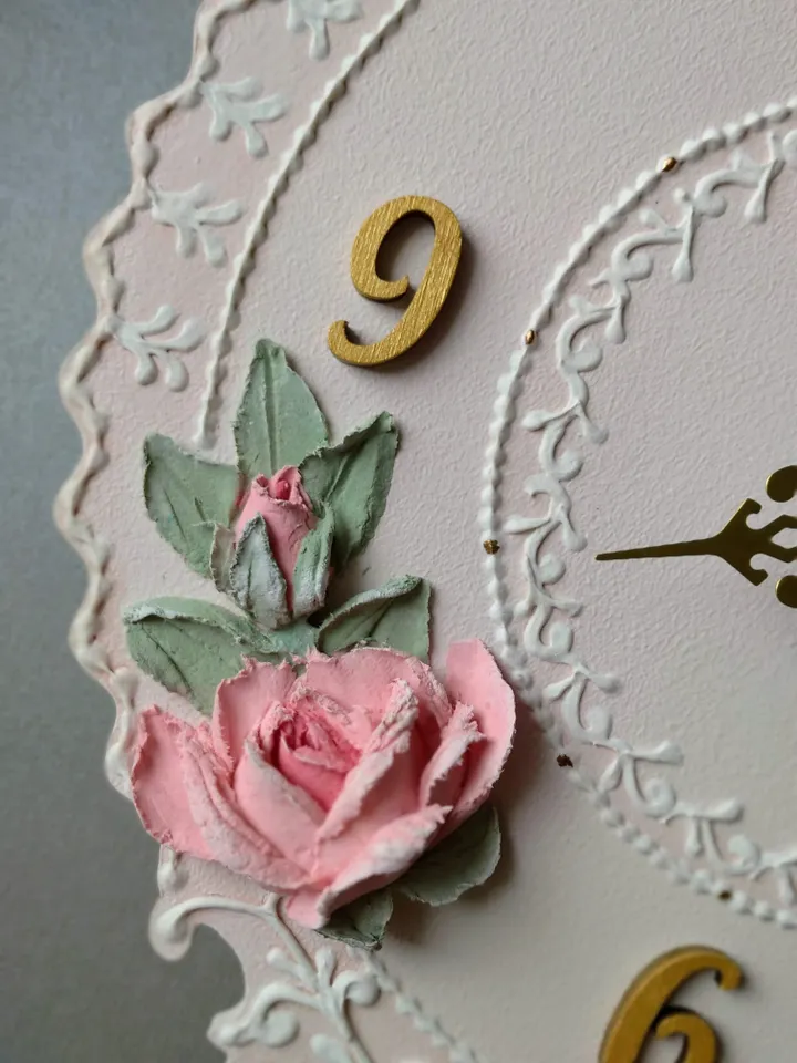 Pink small wall clock with pink roses in shabby chic style Silent clock for bedroom or girl's room Gift for Christmas, Birthday, Mother's Day, Wedding, Housewarming