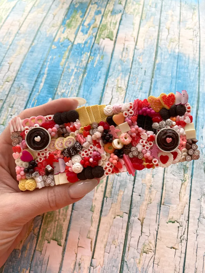 Magnet Miniature Valentine Day Charcuterie Board with Polymer clay Souvenir