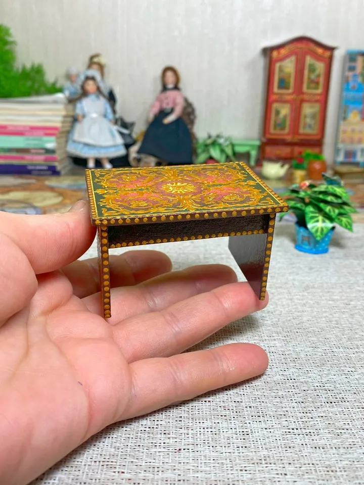 Coffee table for a dollhouse. 1:12. miniature dollhouse.
