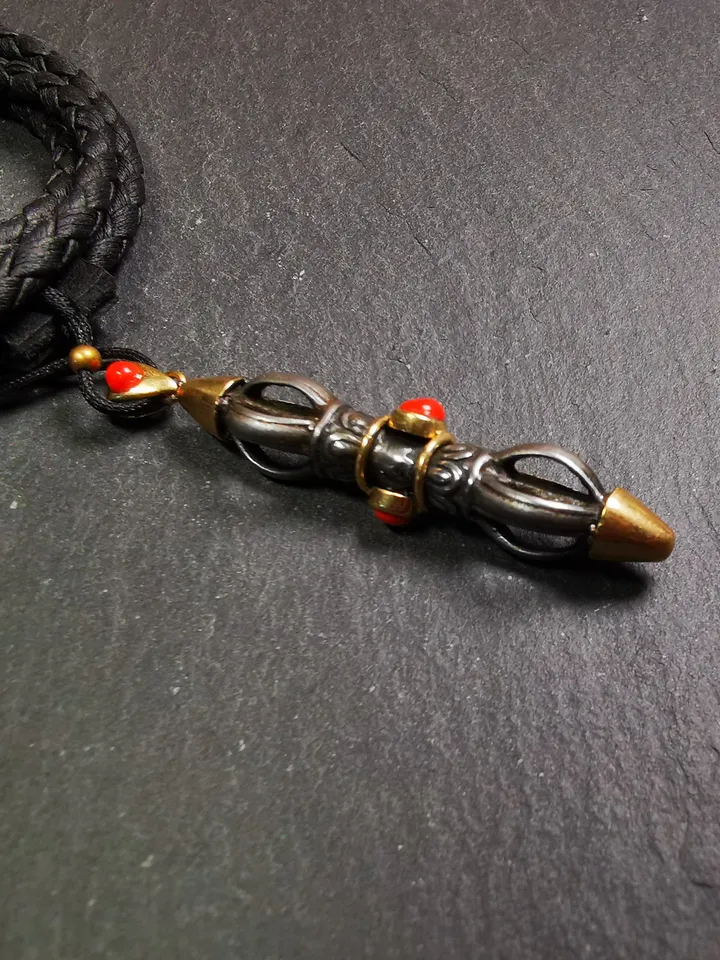Gandhanra Tibetan Buddhist Amulet,Vajra Dorje Pendant, Made of Cold Iron,Inlaid with Agate,1.96&quot;