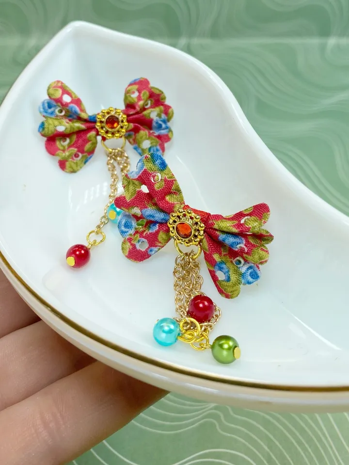 Handmade bow earrings. Bright, summer earrings. Stud earrings.