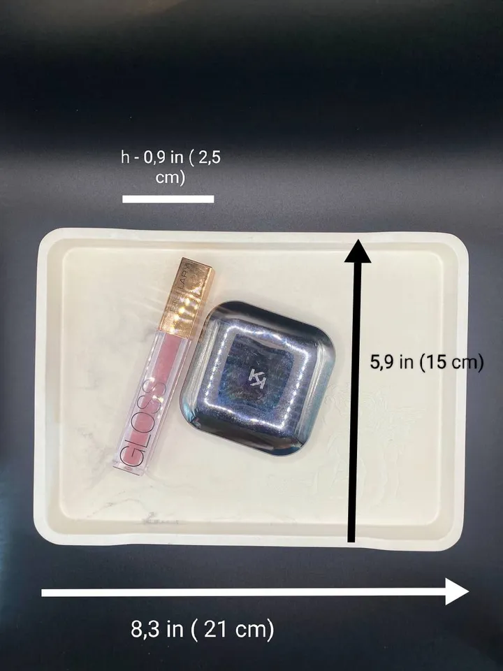 Square decorative tray