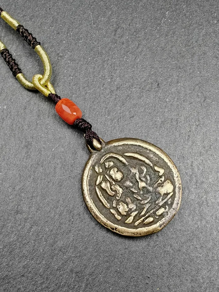 Gandhanra Old Tibetan Buddhist Amulet Badge,Shou-lao, Star of Longevity,Made of Thokcha,Protection Necklace,Spiritual Gift