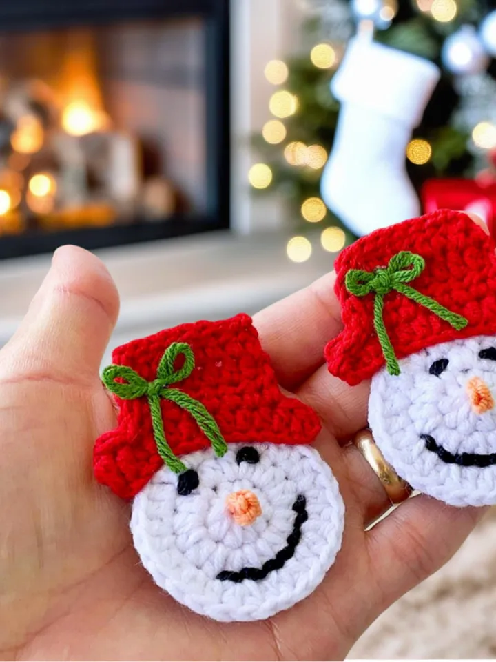 Beginner-Friendly  Little Crochet Snowman With Hat - Holiday Crochet Applique Pattern - Nordic Yarn Art With Crochet winter Decoration