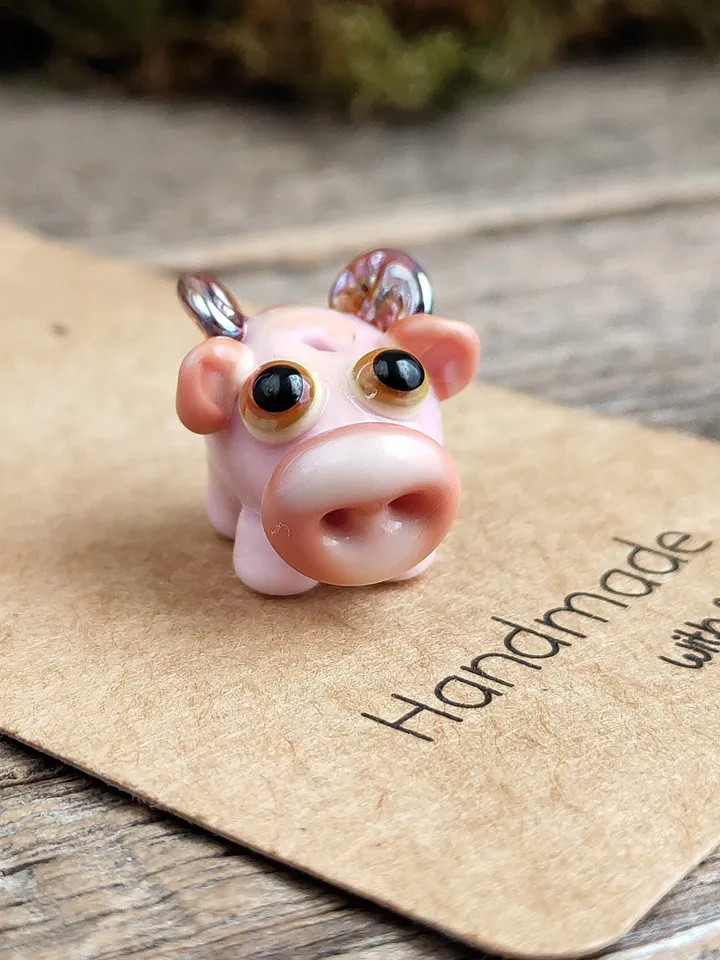 Pig figurine Flying Pig figurine Pig decor Pig statue Pig ornament Mini pig Glass pig Pig gifts Piglet Pig lover gifts Miniature animals