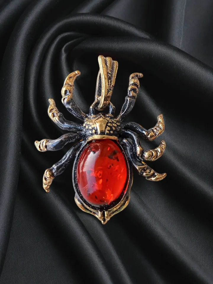 Spider Charm Necklace Gold Red Amber Catch Luck Jewelry Women Men Spider Amulet Pendant Cord Necklace