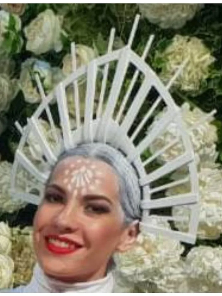 Kokoshnik - Russian - tiara - fan on the head - Slavic - accessory for singers