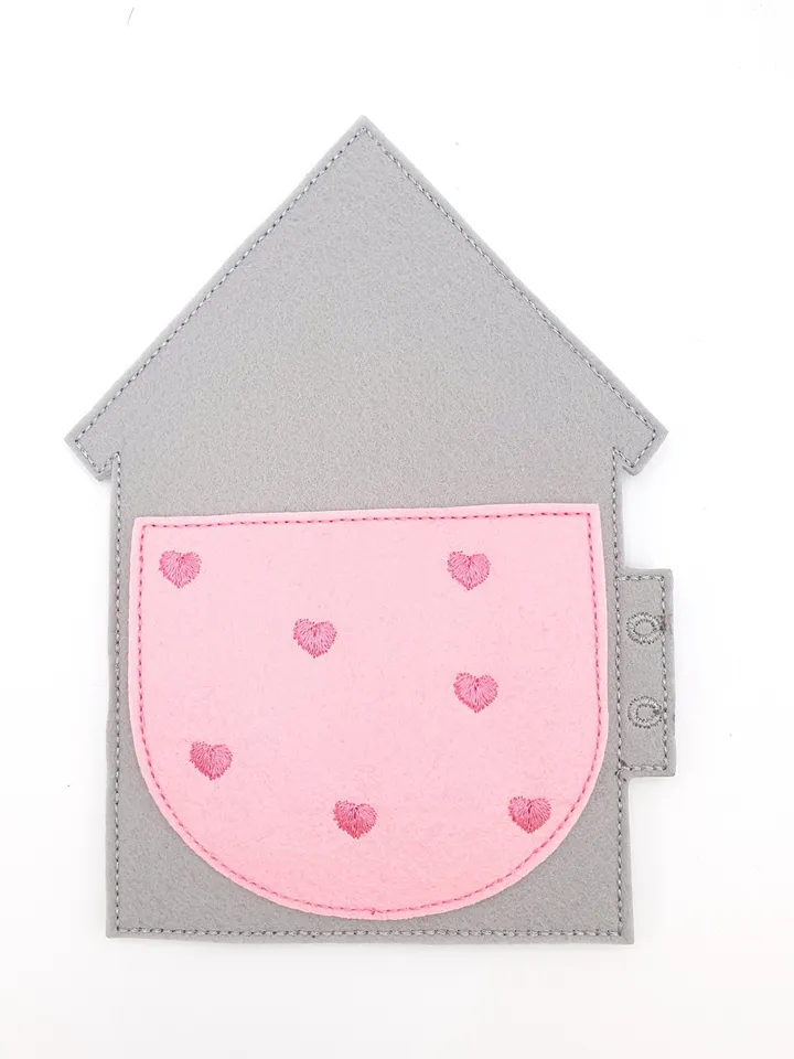 ITH Dollhouse Wardrobe Page Embroidery Design, Felt Quiet Book Closet Pattern, 5x7 Hoop Digital File