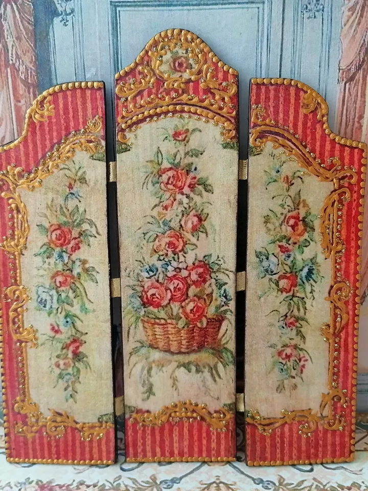 Handmade screen for a dollhouse. 1:12