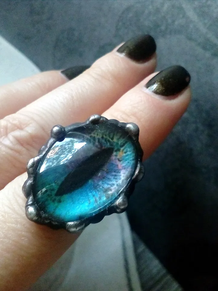 Chunky evil eye blue stained glass ring, Third eye witch ring, Halloween Cat eye ring, Dragon eye bijouterie
