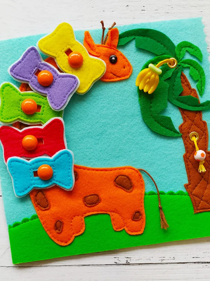 Felt Quiet book Pattern pdf , Felt book pattern , Soft sensory book tutorial, Activity  book sewing ideas for toddler 2, 3, 4 year old
