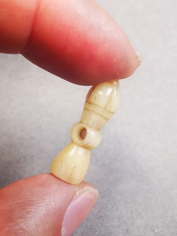 Gandhanra Handmade Tibetan Pendant Bead,Bone Carved Spacer Bead for Mala,Vajra Bell Amulet Pendant