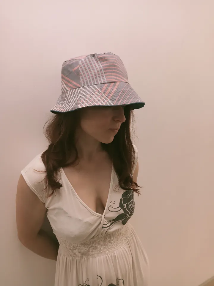 Stylish two-sided denim panama hat. It has a cotton lining