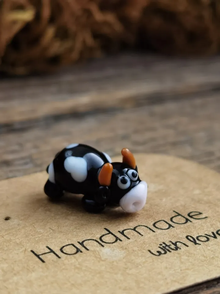 GLASS FIGURINES Cow figurine Glass cow Miniature cow tiny cow Tiny glass animals Farm animals Terrarium figurines Dollhouse miniature Blown